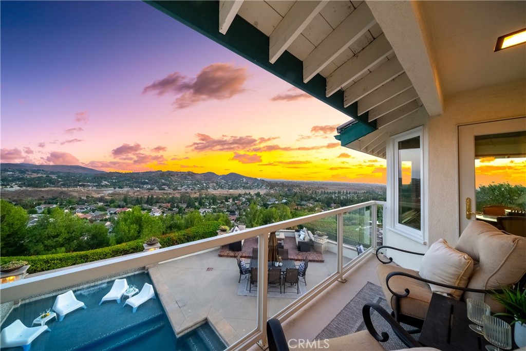 5648 Crest de Ville