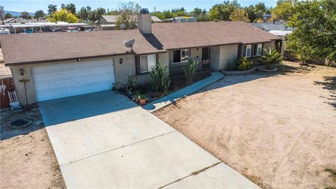 Photo of 18401 Westlawn St St, Hesperia, CA 92345 (MLS # CV25222340)
