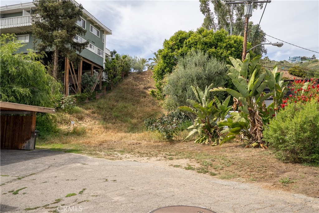 615 Griffith Way