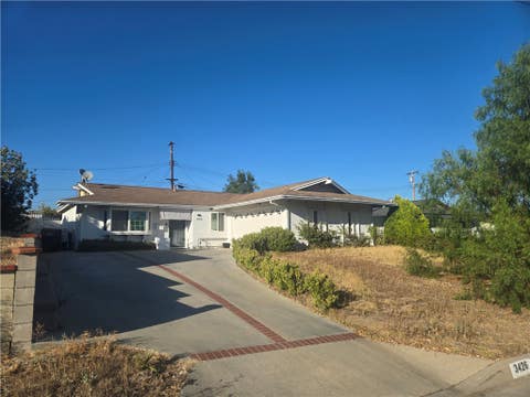 Photo of 3426 S Hedgerow DR, West Covina, CA 91792 (MLS # WS26168117)