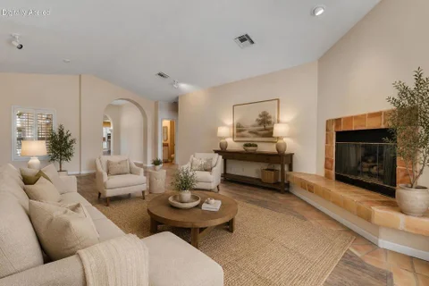 MLS: 219150118DA