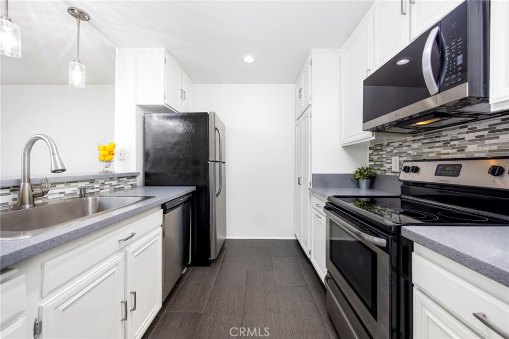 4170 Elm Avenue,#117
