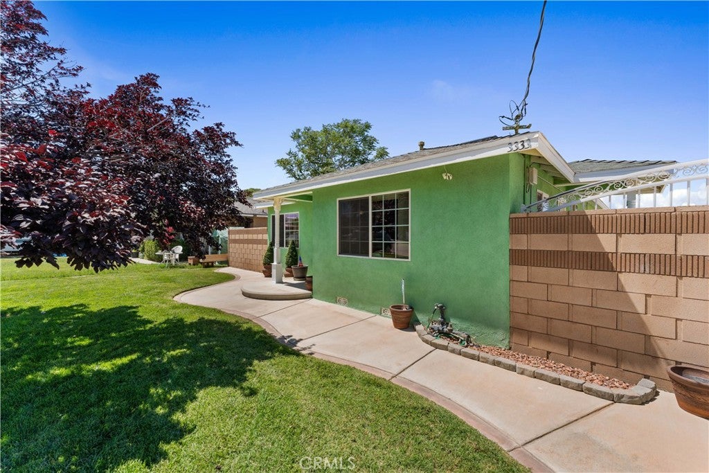 3333 W Avenue L4
