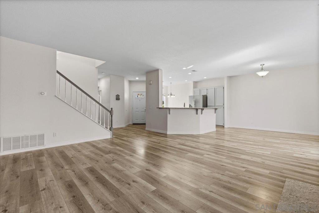 16156 Avenida Venusto 2