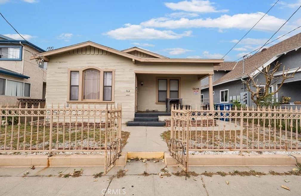 362 W 11th