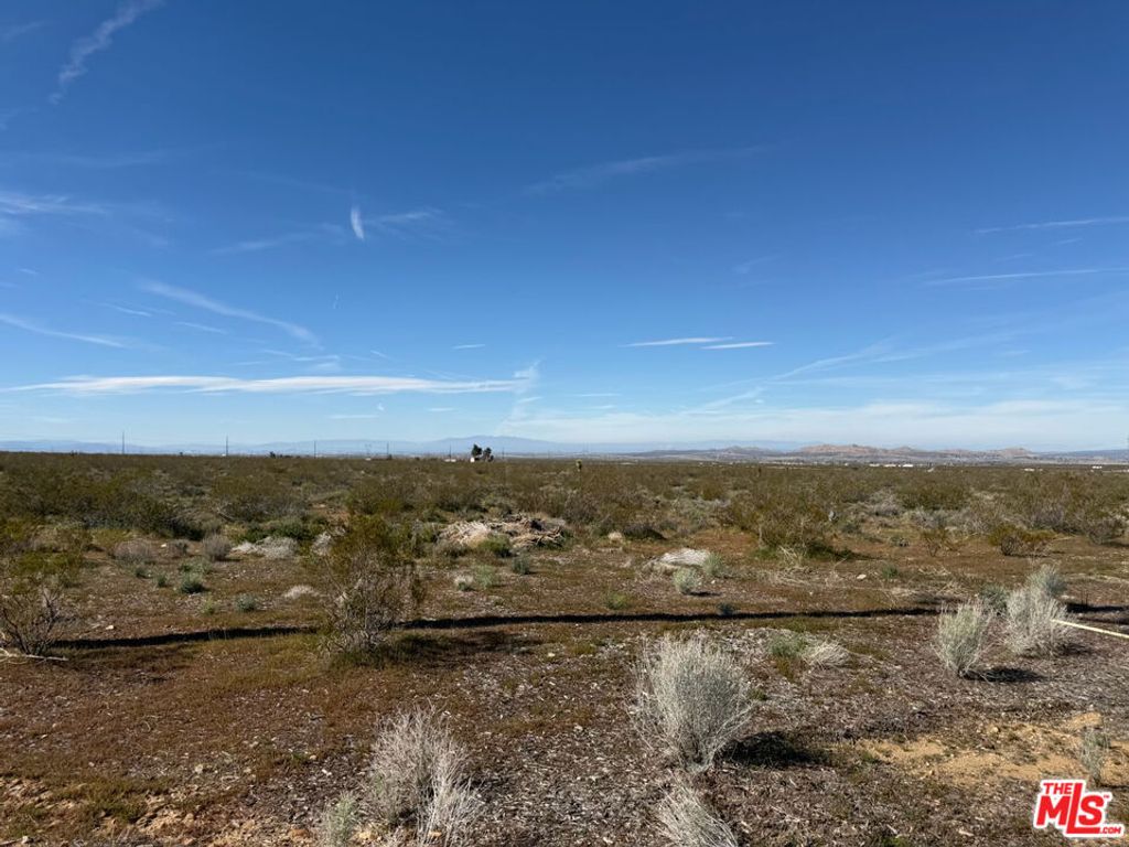 Photo of 0 Vac/vic Ave W/180 Ste, Palmdale, CA 93591 (MLS # 26657433)