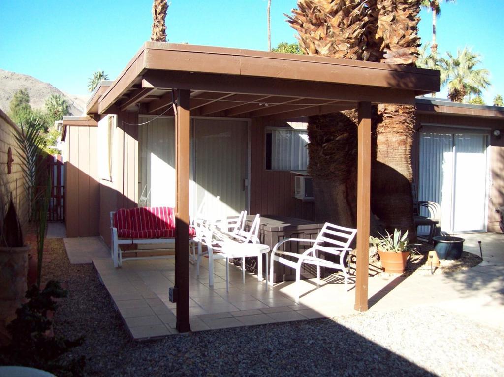 Blue Skies - Manufactured In Park