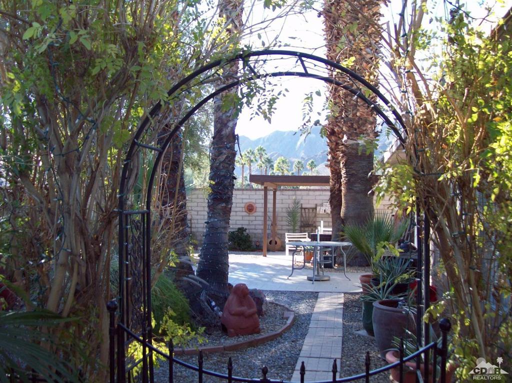 Blue Skies - Manufactured In Park