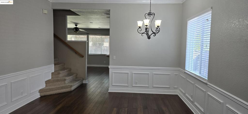 OAK HILLS - Residential Lease