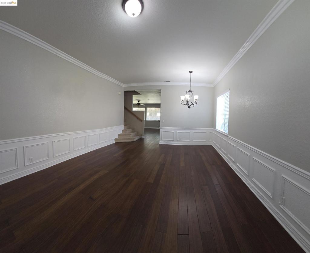 OAK HILLS - Residential Lease