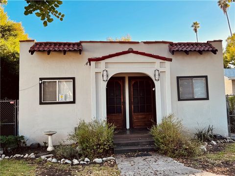 Photo of 705 El Centro Street, South Pasadena, CA 91030 (MLS # AR25245614) Photo of 705 El Centro Street, South Pasadena, CA 91030 (MLS # AR25245614)