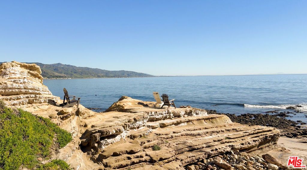 Photo of 29221 Heathercliff Road #13, Malibu, CA 90265 (MLS # 26668993)