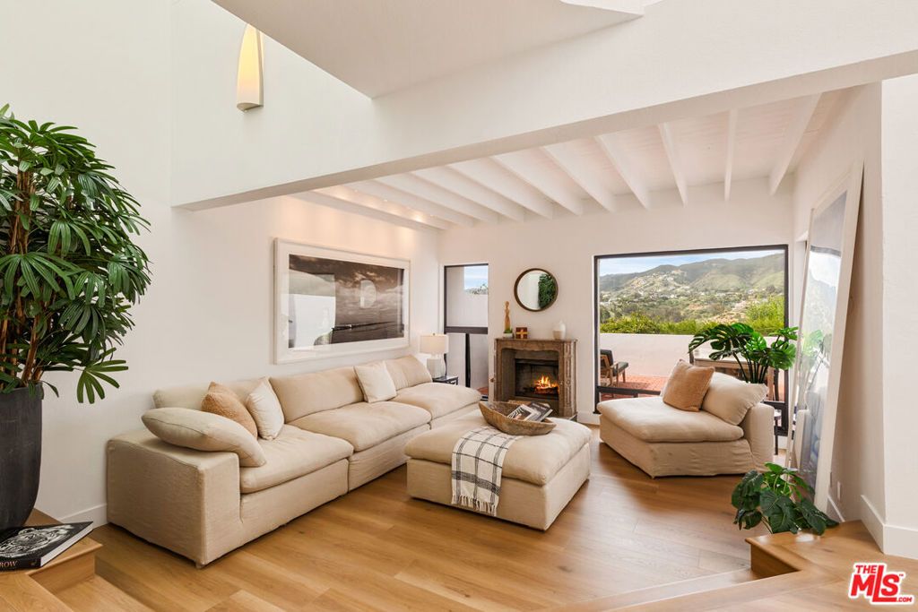 Photo of 29221 Heathercliff Road #13, Malibu, CA 90265 (MLS # 26668993)