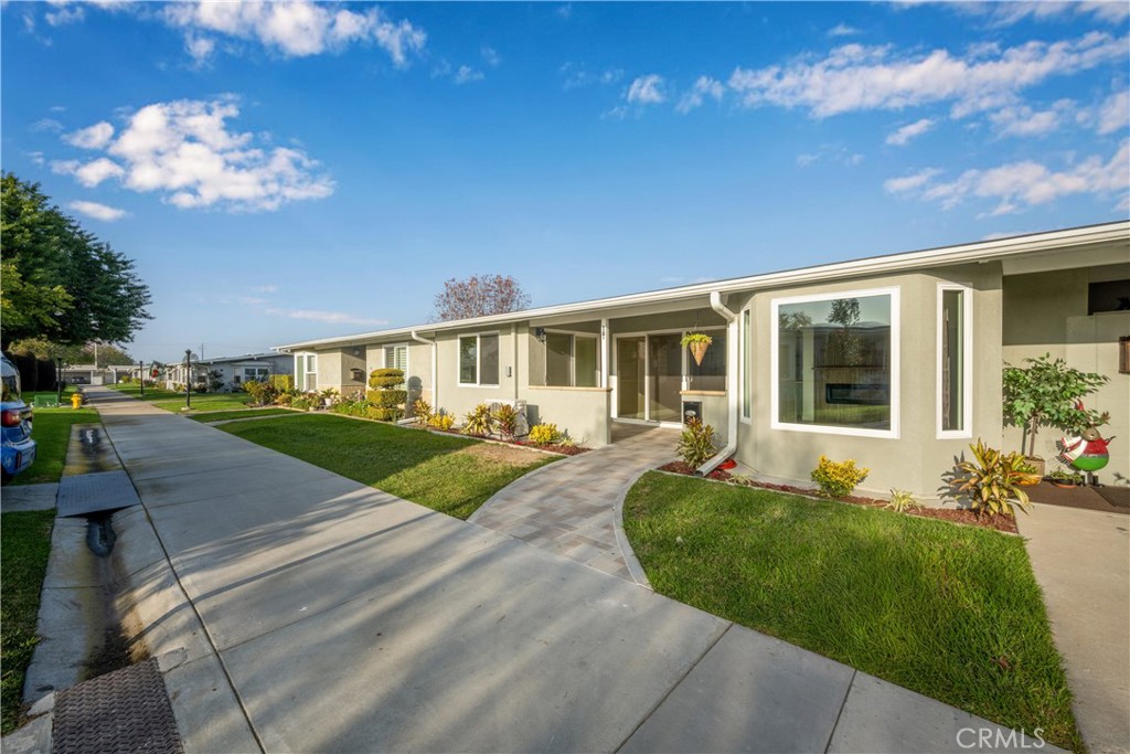 1641 Monterey Road 18E