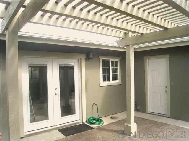 Private & Secluded, 2 bedroom, 1 bath home, North of Adams Ave, excellent location in Normal Heights! Approximately, 880 sq. ft. Remodeled kitchen & bath, upgraded appliances, private fenced patio for entertaining. WASHER & DRYER, stove, refrigerator & dishwasher, Central heat & air conditioning included. 1 car garage for parking, Small PET FRIENDLY. (Please preview this residence prior to submitting an application).