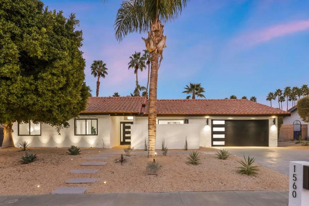 1560 S Beverly Drive