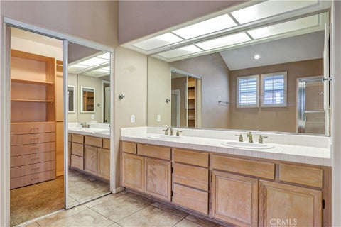 Tiny photo for 26 Cameray Heights Hts, Laguna Niguel, CA 92677 (MLS # LG26157936)