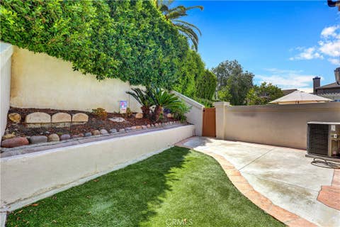 Tiny photo for 26 Cameray Heights Hts, Laguna Niguel, CA 92677 (MLS # LG26157936)
