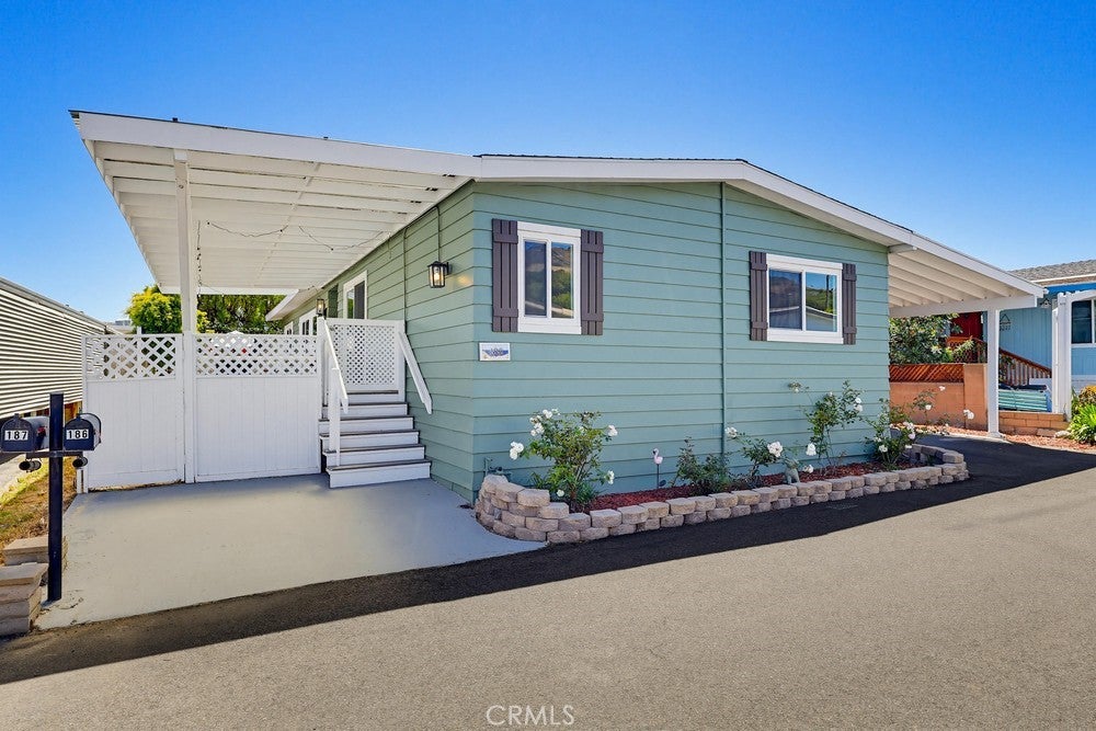 2275 W 25th 186