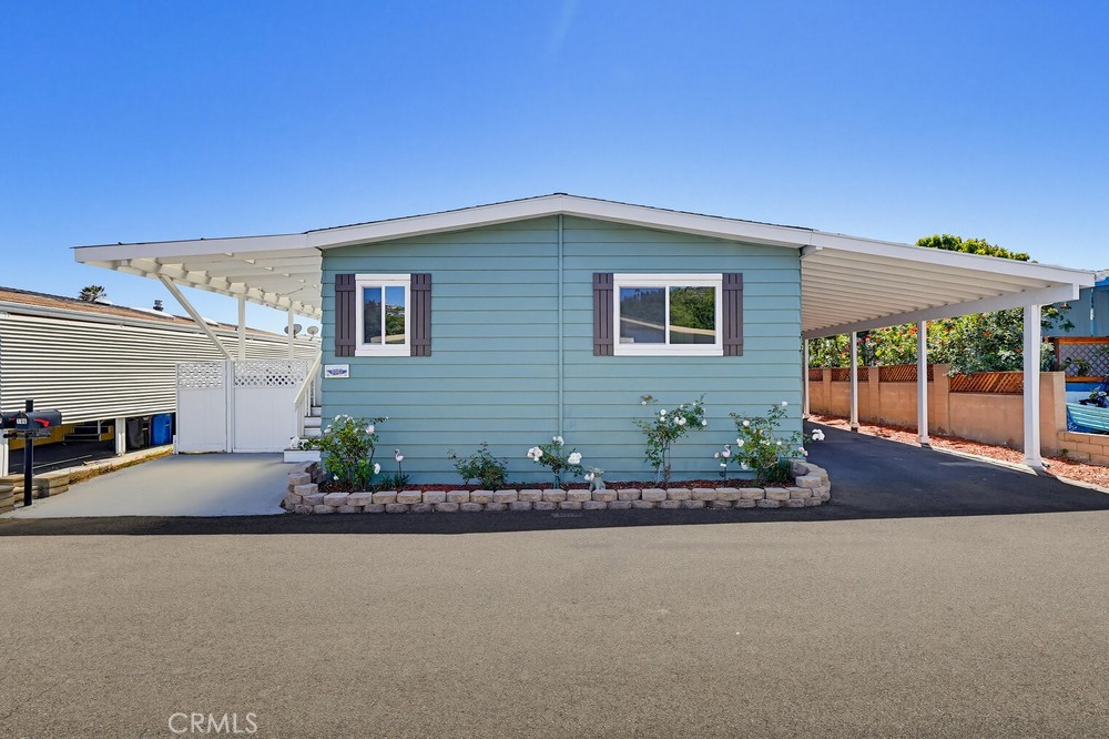 2275 W 25th 186