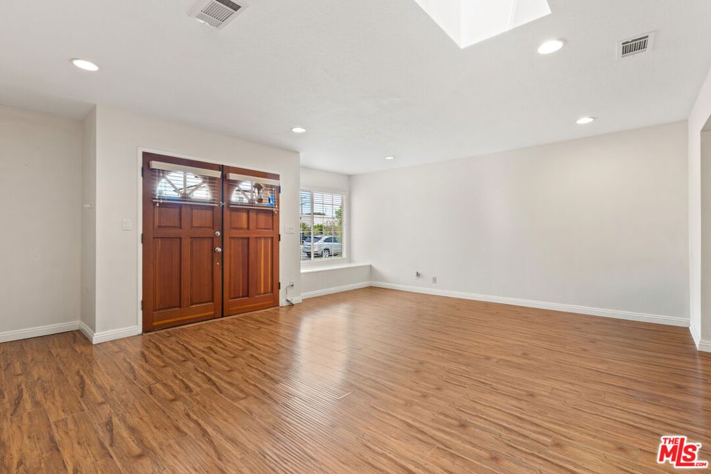 Photo of 8512 Belford Avenue, Los Angeles, CA 90045 (MLS # 26662109)