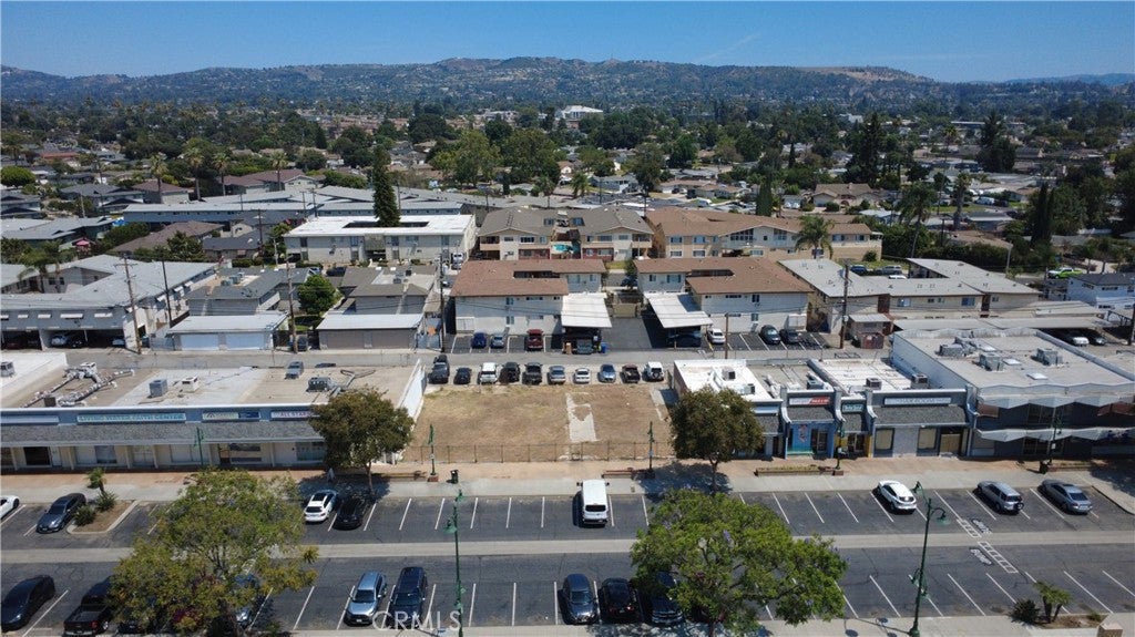 230 S Glendora