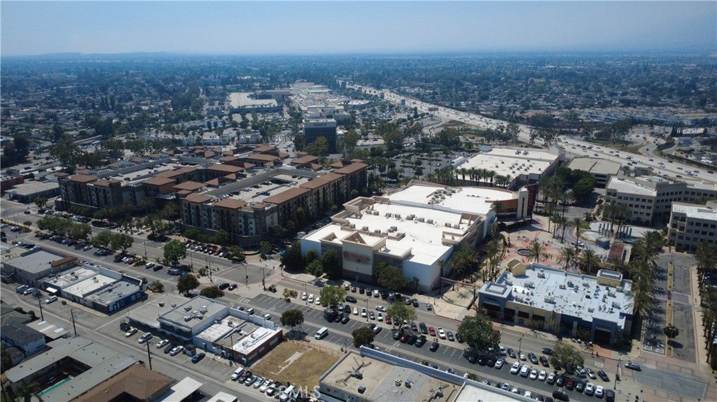 230 S Glendora