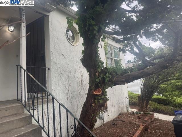 LINCOLN HIGHLAND - Residential