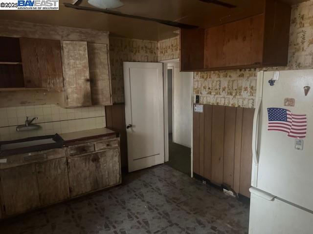 LINCOLN HIGHLAND - Residential