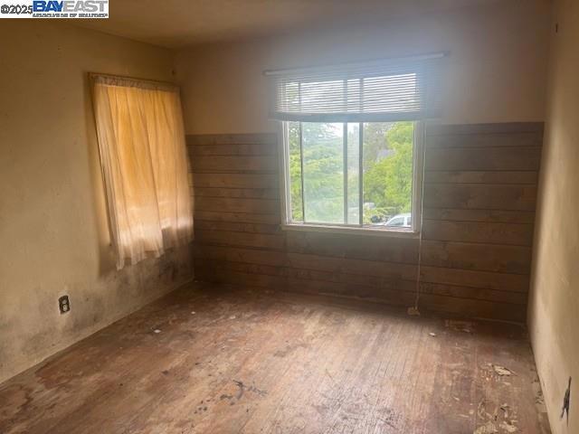 LINCOLN HIGHLAND - Residential