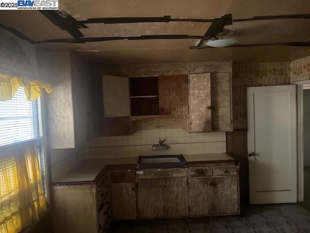 LINCOLN HIGHLAND - Residential