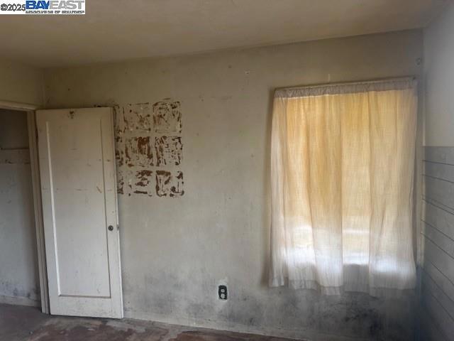 LINCOLN HIGHLAND - Residential