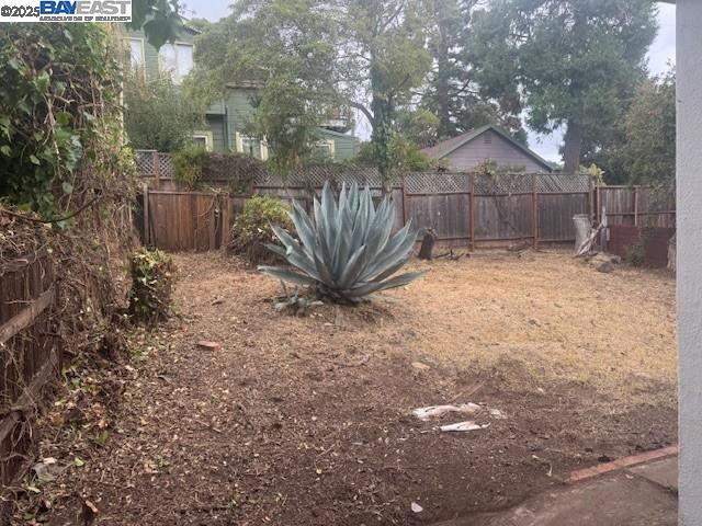 LINCOLN HIGHLAND - Residential