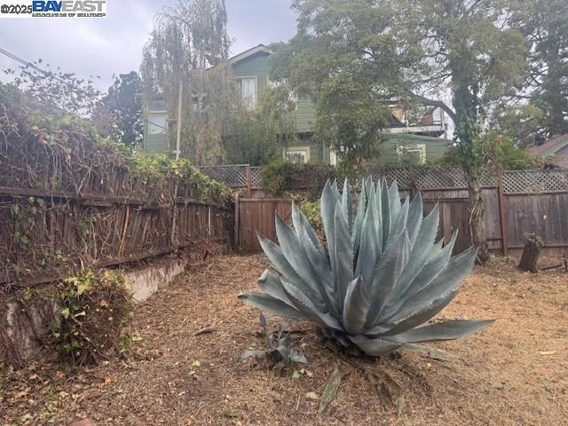 LINCOLN HIGHLAND - Residential