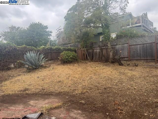 LINCOLN HIGHLAND - Residential