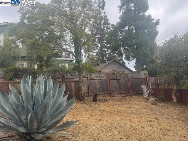 LINCOLN HIGHLAND - Residential