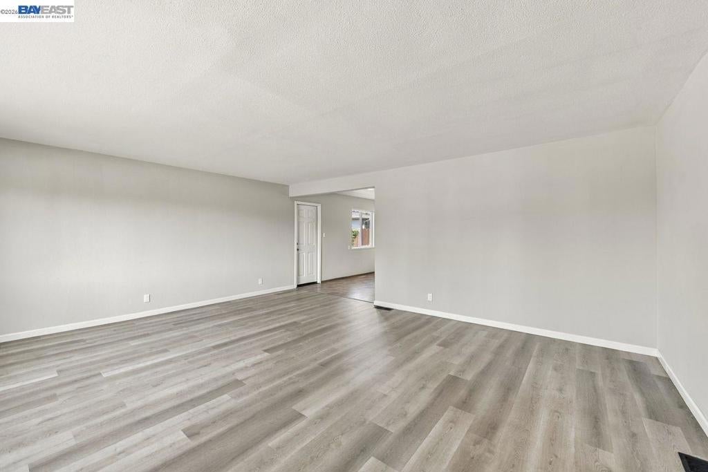37064 Elm St