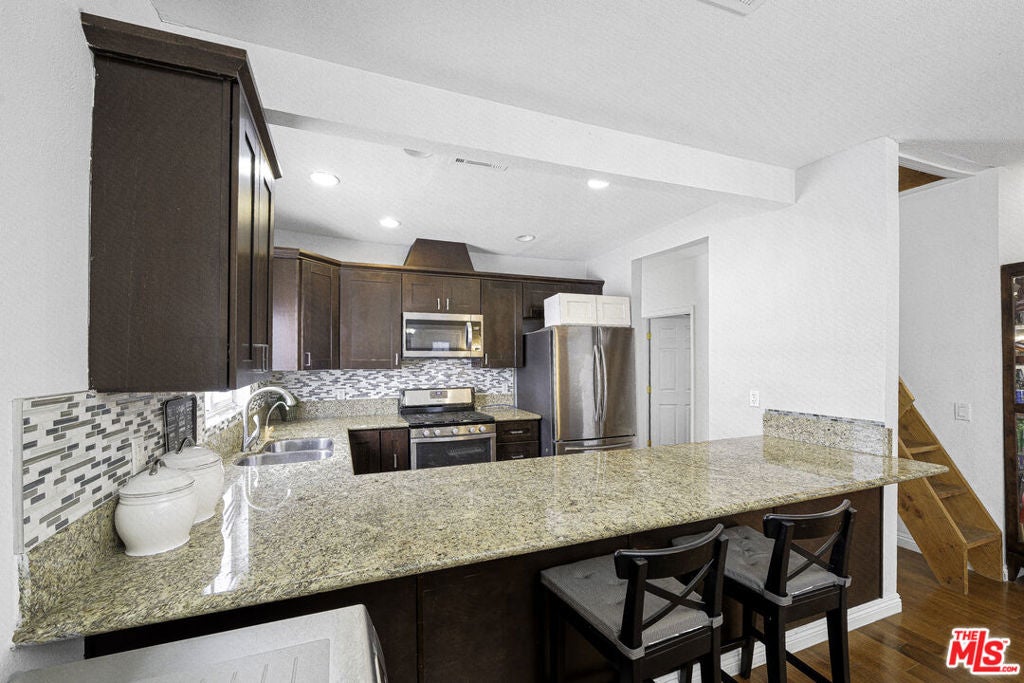 416 N Serrano Avenue, Los Angeles CA 90004