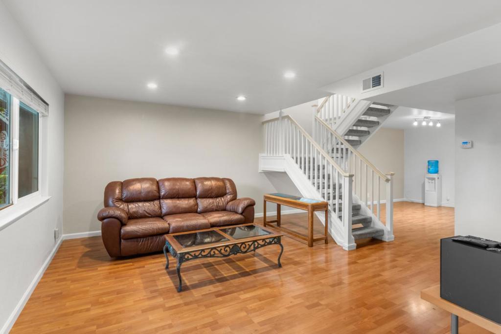 7108 Coral Gables Circle