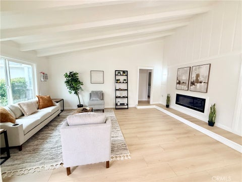 Photo of 339 W Wilson St, Banning, CA 92220 (MLS # CV26220877)