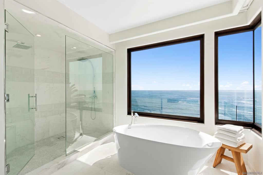 La Jolla - Residential Lease