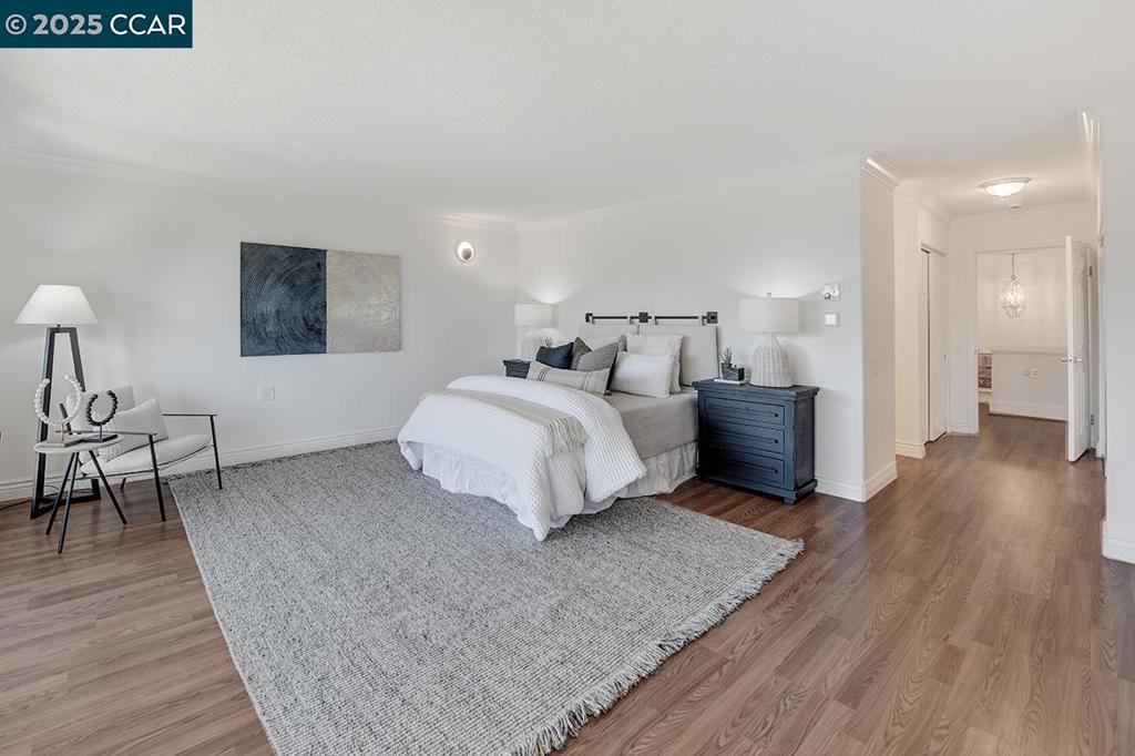 ROSSMOOR - Residential