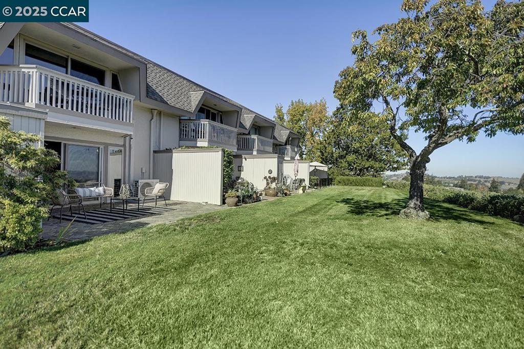 ROSSMOOR - Residential