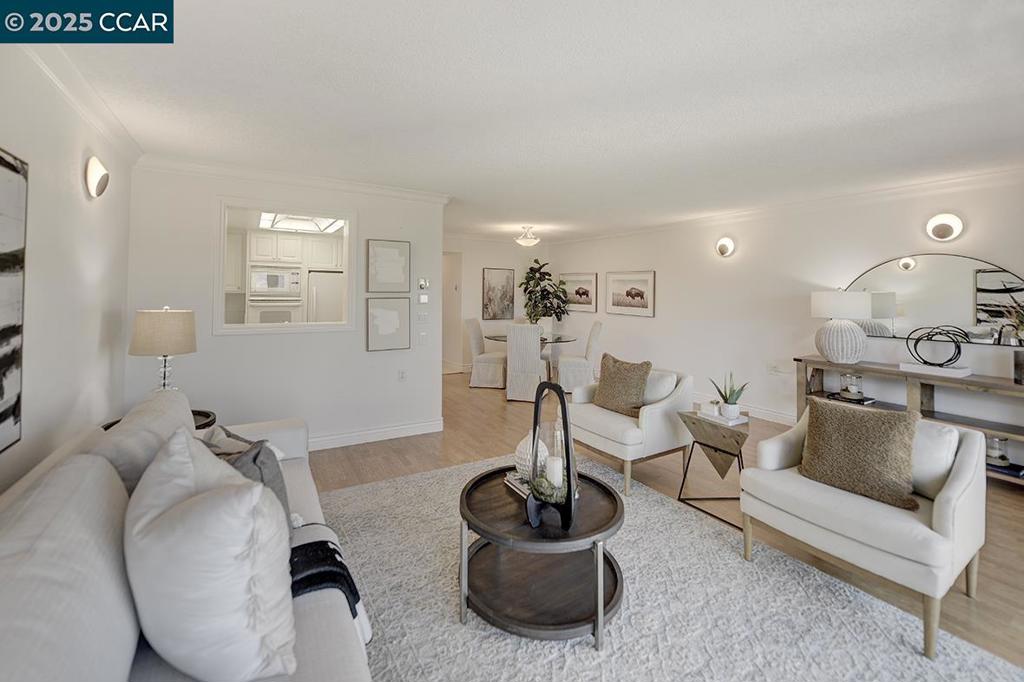 ROSSMOOR - Residential