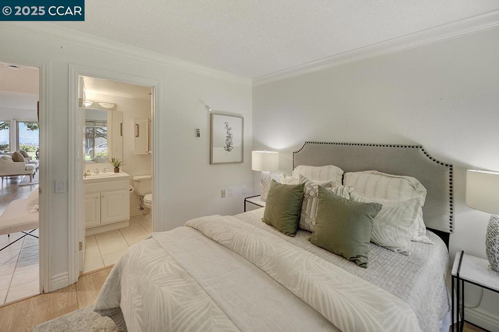 ROSSMOOR - Residential