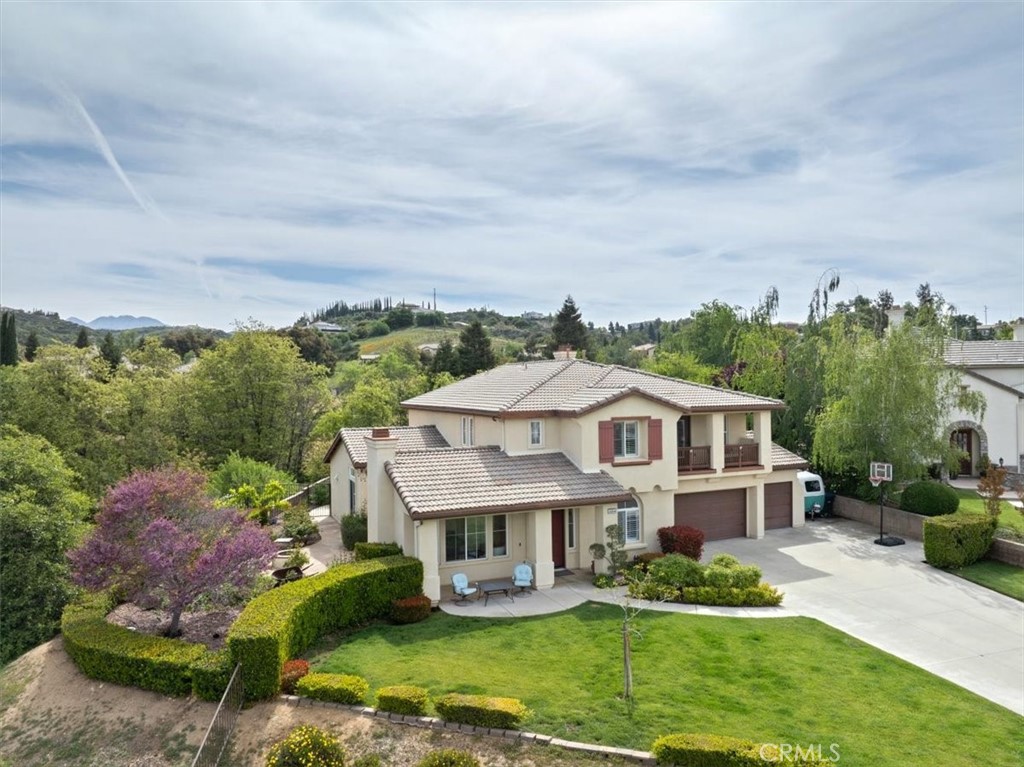 38806 Pomo Court
