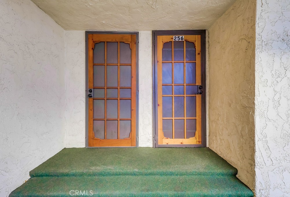 3565 Linden Avenue 255