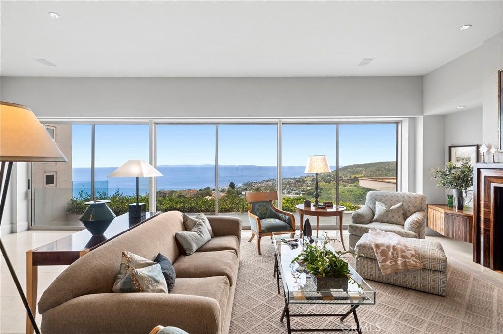 Photo of 1409 Samoa Way, Laguna Beach, CA 92651 (MLS # LG26019461)