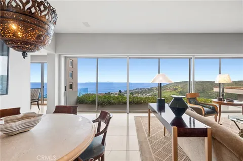 1409 Samoa Way, Laguna Beach, CA 92651 - MLS#: LG26019461