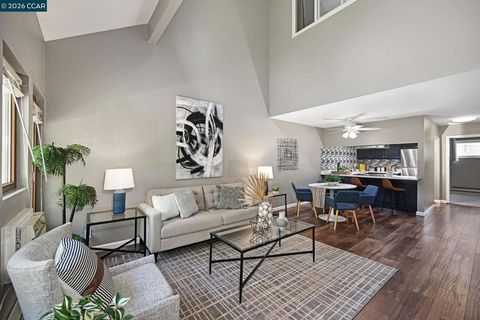 Photo of 500 Suntree Ln #513, Pleasant Hill, CA 94523 (MLS # 41133403)